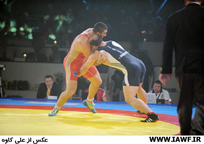 http://www.iawf.ir/mambots/content/multithumb/images/b.640.480.0.0.stories.akhbar.1-7-88.DSC_8974.jpg