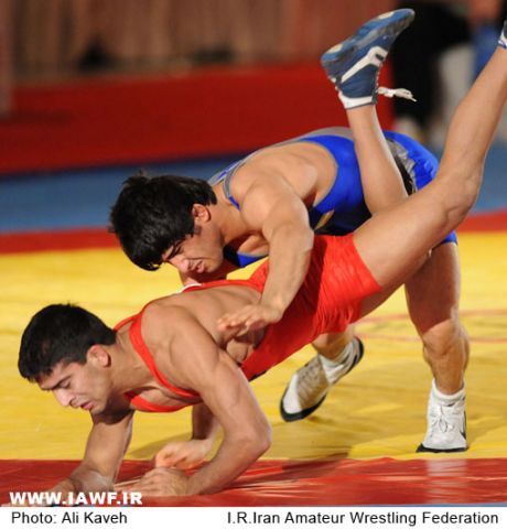 http://www.iawf.ir/mambots/content/multithumb/images/b.640.480.0.0.stories.akhbar.asiaazad-15-2-88.39.jpg
