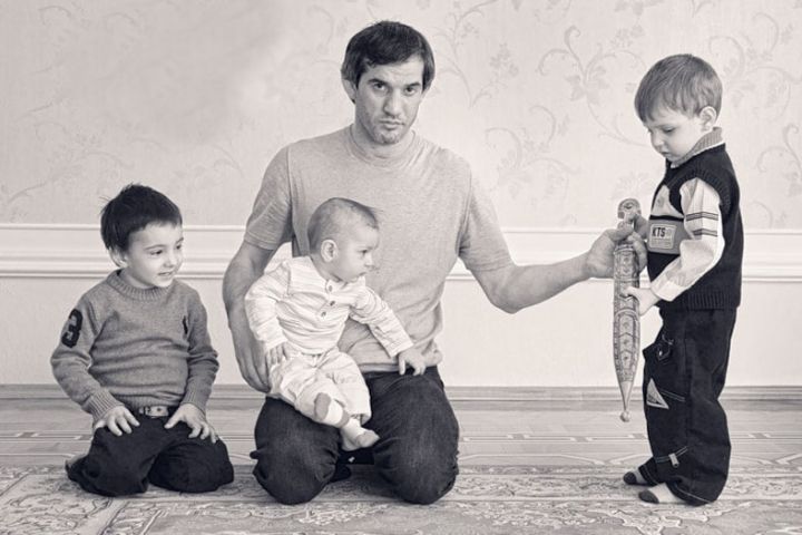 http://www.iawf.ir/mambots/content/multithumb/images/b.640.480.0.0.stories.akhbar.sitiev.0_2d9db_f25241_XL.jpg