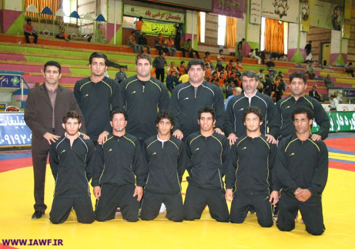 http://www.iawf.ir/mambots/content/multithumb/images/b.648.486.0.0.stories.akhbar.ligfar28-2-88.01.IMG_9364.JPG
