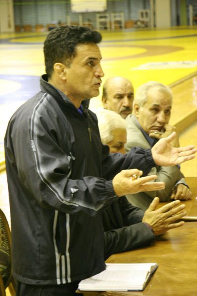 http://www.iawf.ir/mambots/content/multithumb/images/b.800.600.0.0.stories.akhbar.ham-far%20(5).JPG
