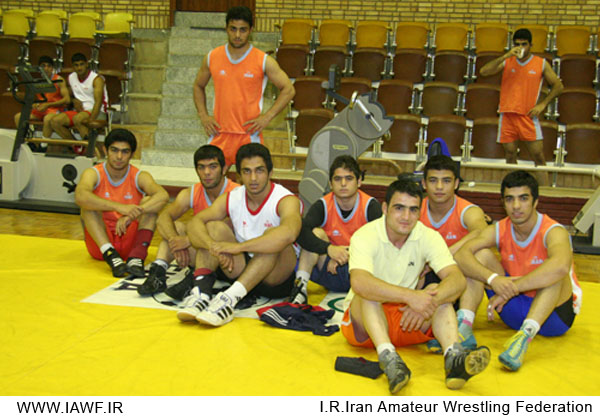 http://www.iawf.ir/stories/akhbar/17-3-88/IMG_1333.JPG