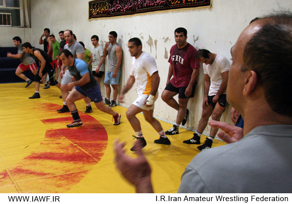 http://www.iawf.ir/stories/akhbar/5-8-88/IMG_7534.JPG