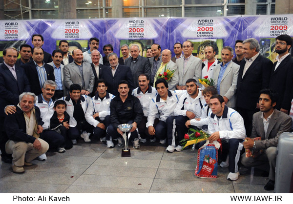 http://www.iawf.ir/stories/akhbar/8-7-88/k%20(11).jpg