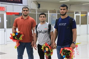 مراسم استقبال از کشتی گیران خوزستانی تیم ملی کشتی فرنگی در فرودگاه اهواز  گزارش تصویری  9